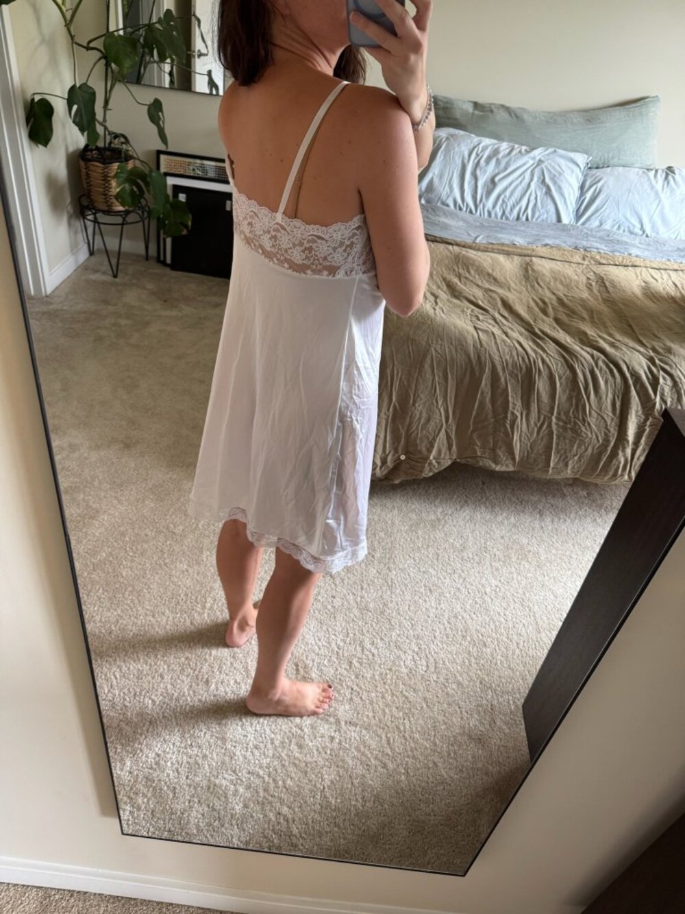 Vintage White Nightgown Slip with Lace Detailing Size XL - Picture 4 of 5